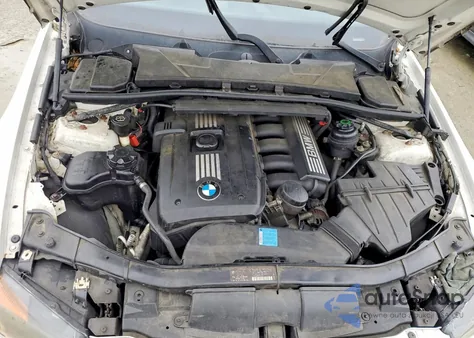 2008 BMW 328 I z USA, uszkodzony, nr VIN WBAVA37558NL57403